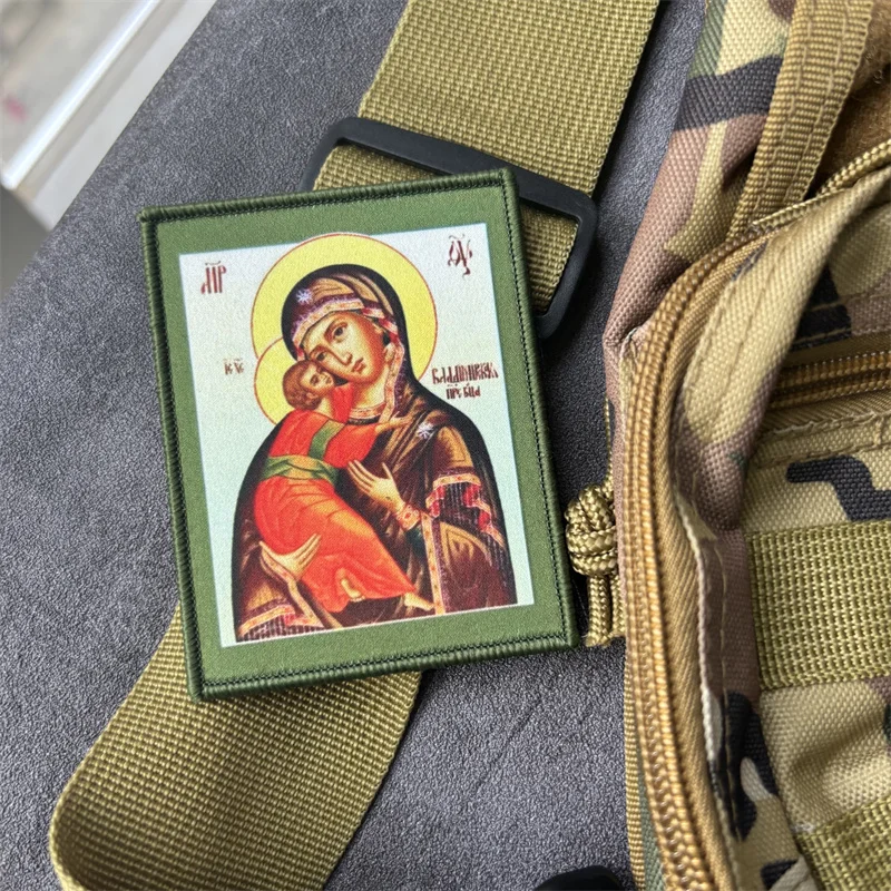 Parche táctico Virgen María bordado para MOLLE y velcro - imagen 4