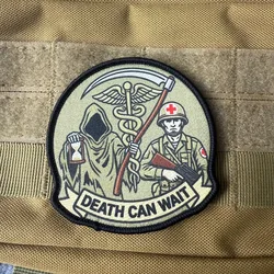 Parche táctico Reaper & Soldier médico con velcro para mochila
