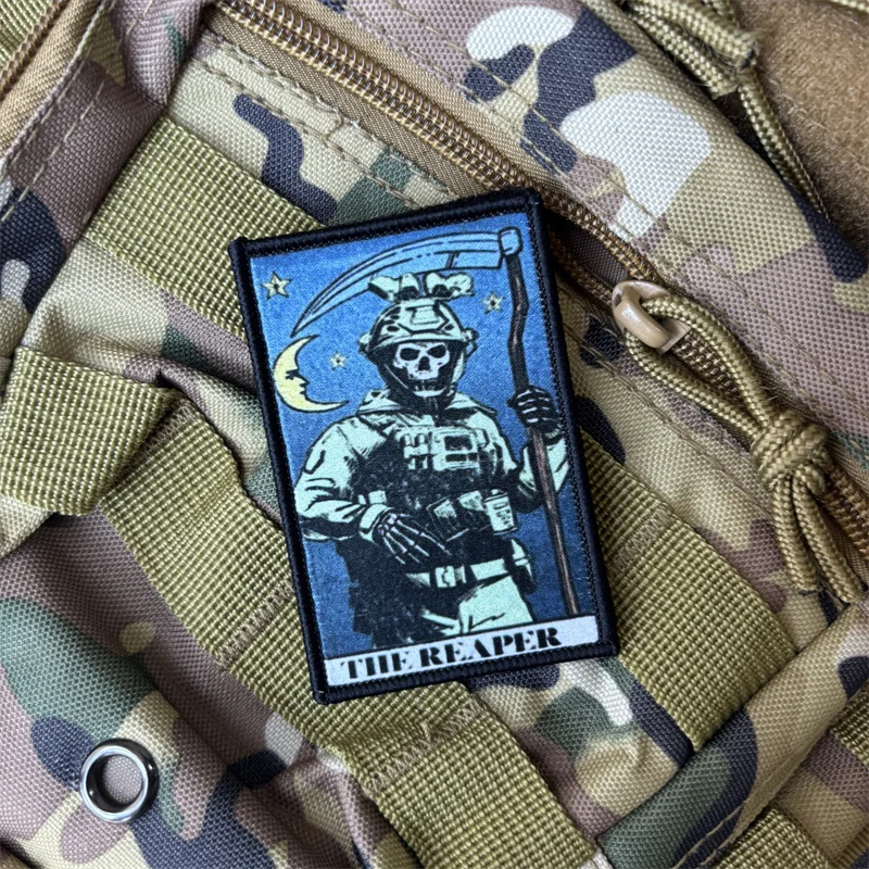 Parche táctico militar THE REAPER con gancho y bucle para ropa - imagen 4