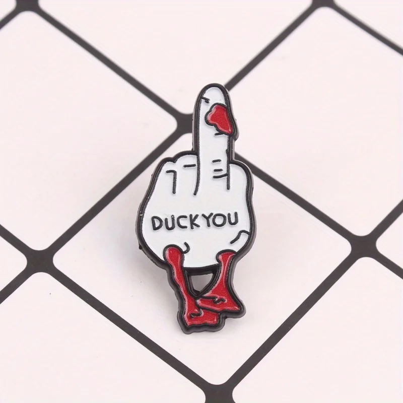 Sassy Duck Hand pin esmaltado con pico rojo y dedo medio - imagen 4