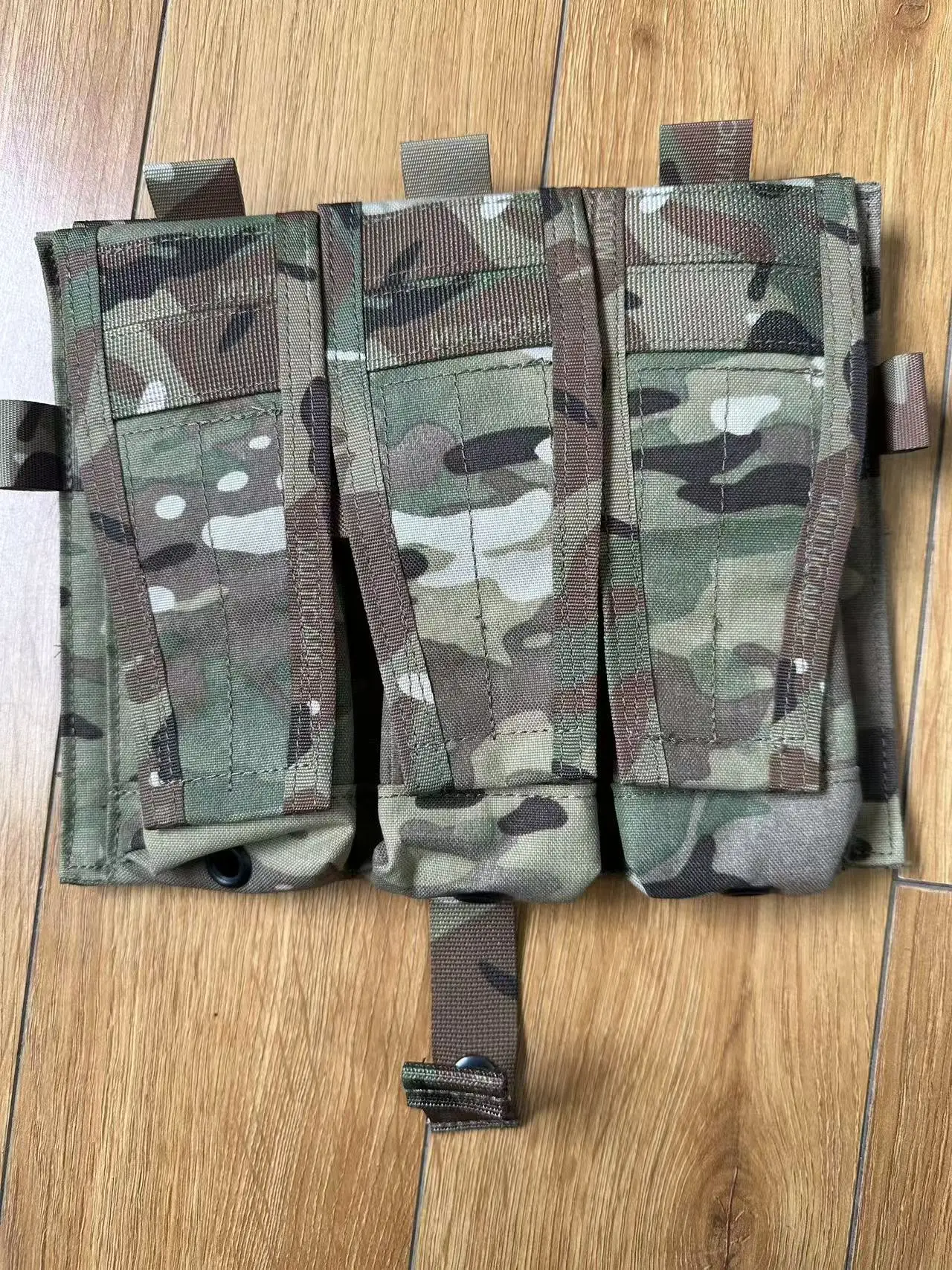 Porta-cargadores triple M4 compatible JPC AVS MOLLE - imagen 5