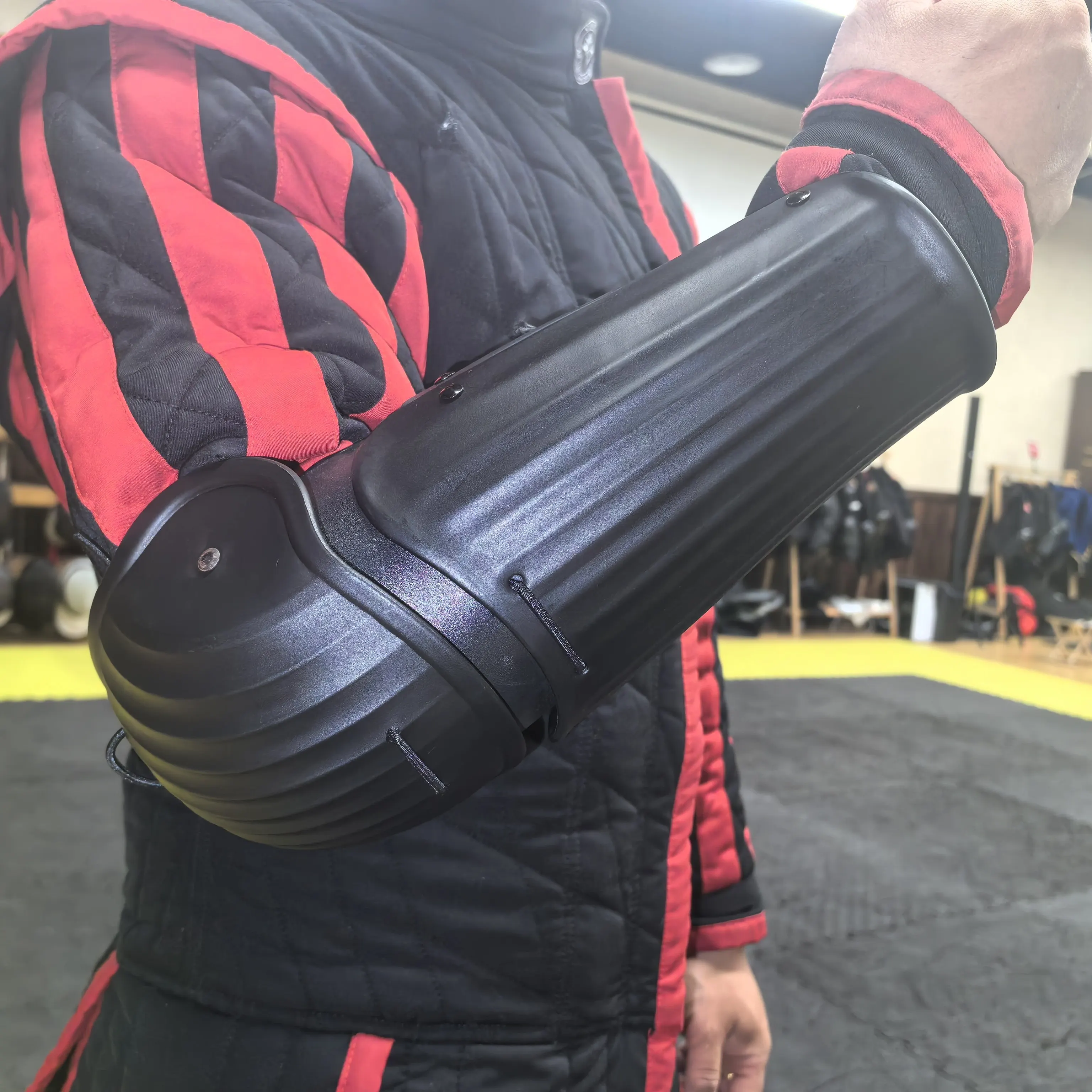 Protector de antebrazo y codo HEMA ajustable de polímero rígido - imagen 5