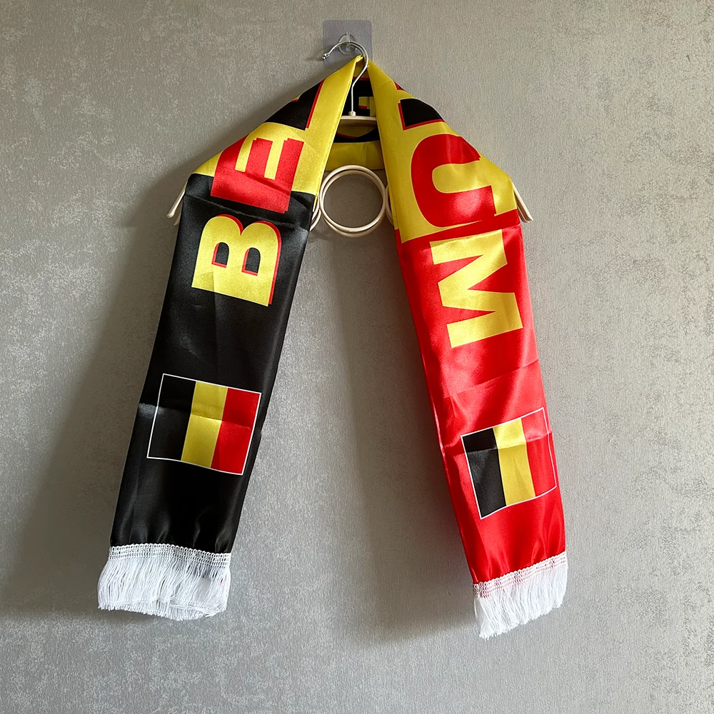 Bufanda satén bandera Bélgica con borlas