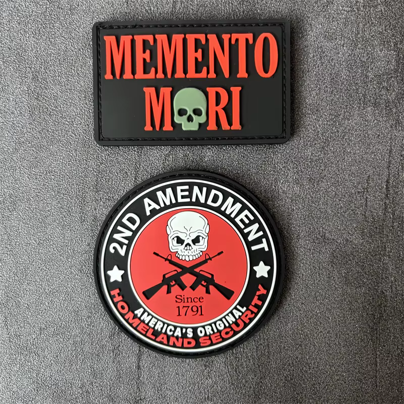 Parche táctico PVC Memento Mori calavera – Velcro para mochila - imagen 4