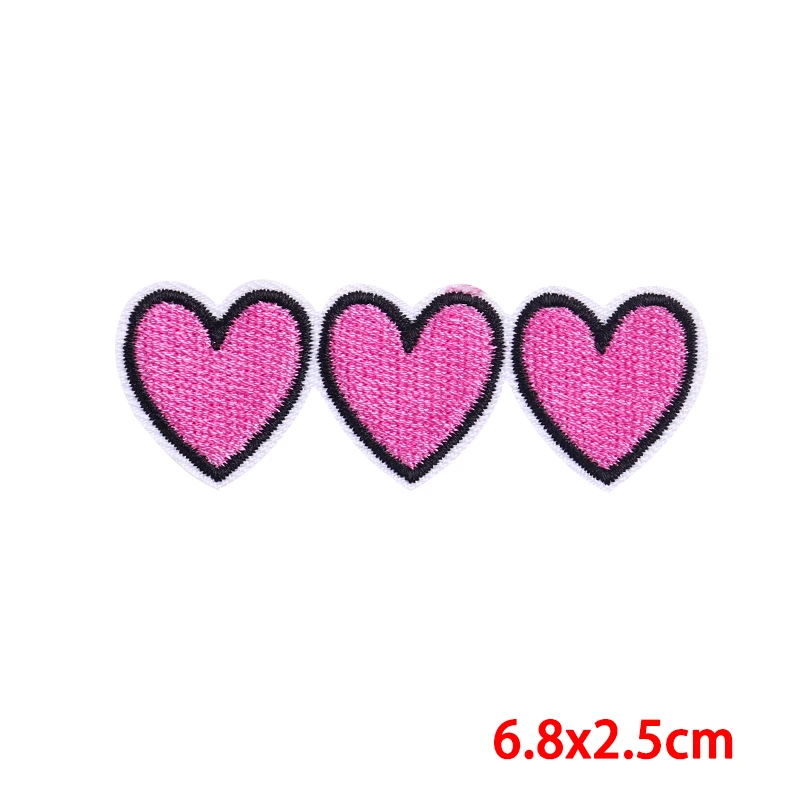 Parche termoadhesivo bordado corazón mariposa – Personaliza tu ropa