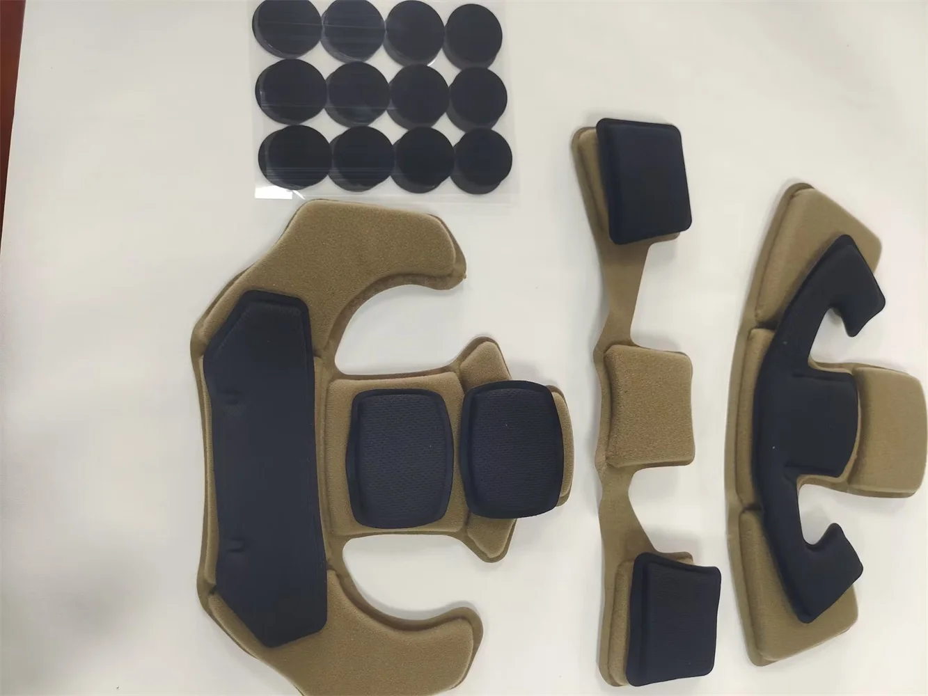 Pad acolchado autoadhesivo listo para fijar