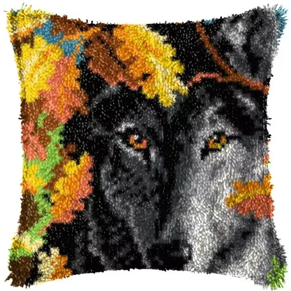 Funda de cojín bordada de ganchillo con animales salvajes - imagen 5