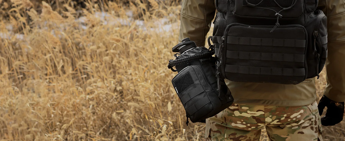Funda de nylon con sistema MOLLE y bolsillo de almacenamiento