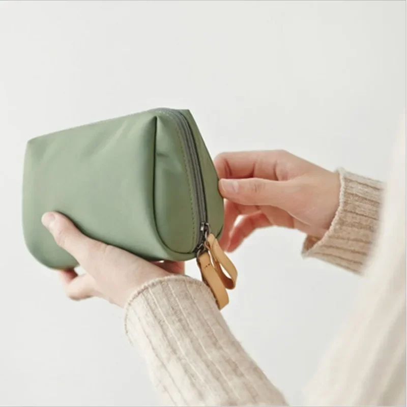 Bolsa de cosméticos mini resistente para viaje, neceser portátil - imagen 3