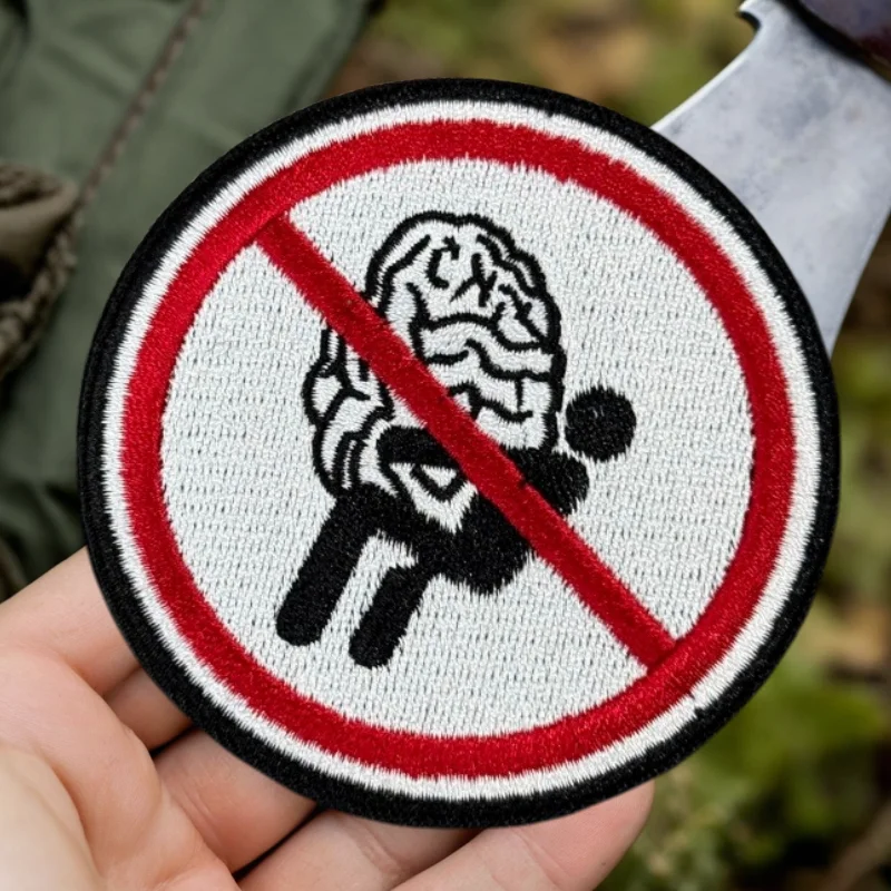 Parche táctico bordado con velcro Actividad Cerebral Prohibida - imagen 4