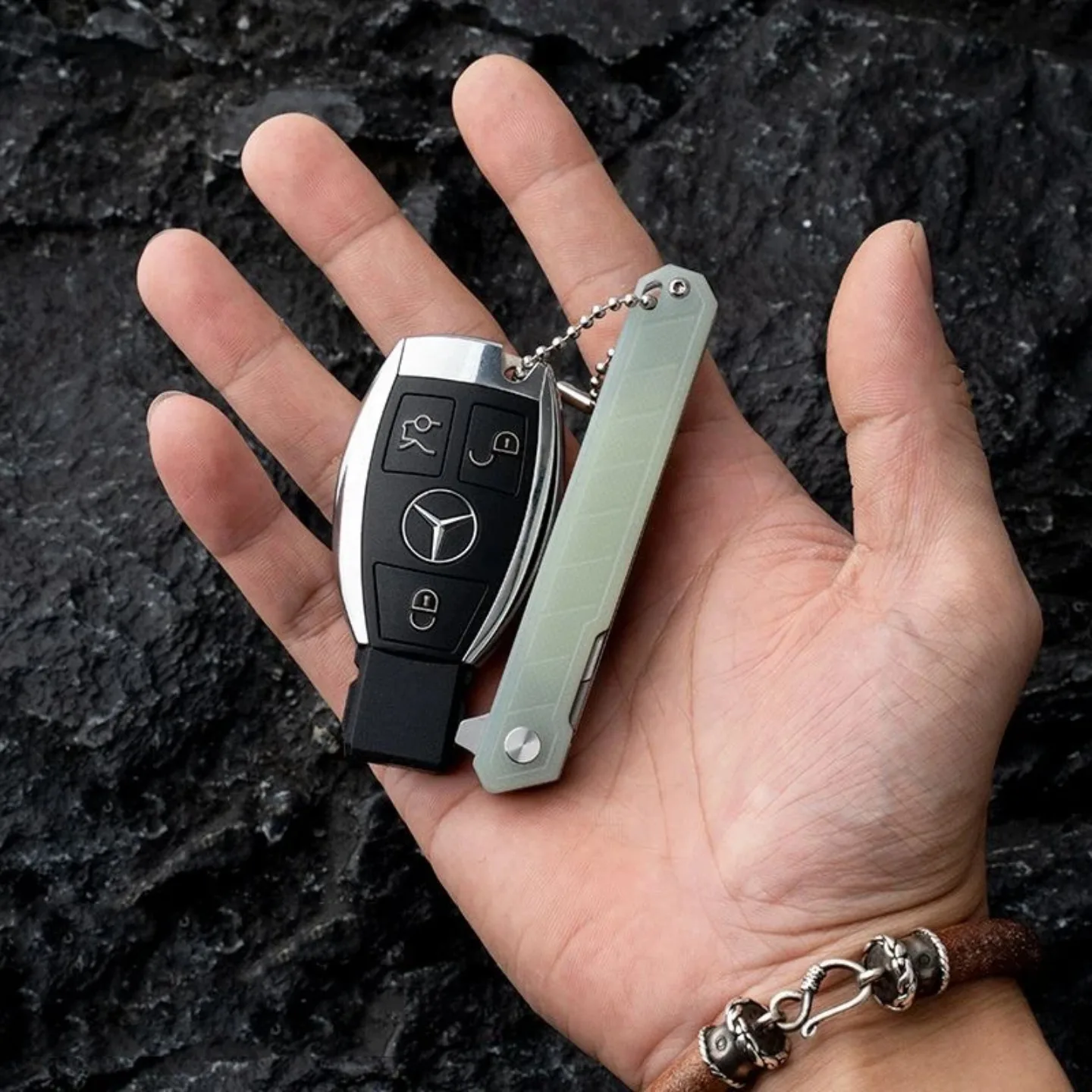 Cuchillo artesanal hoja reemplazable mango G10 portátil - imagen 2