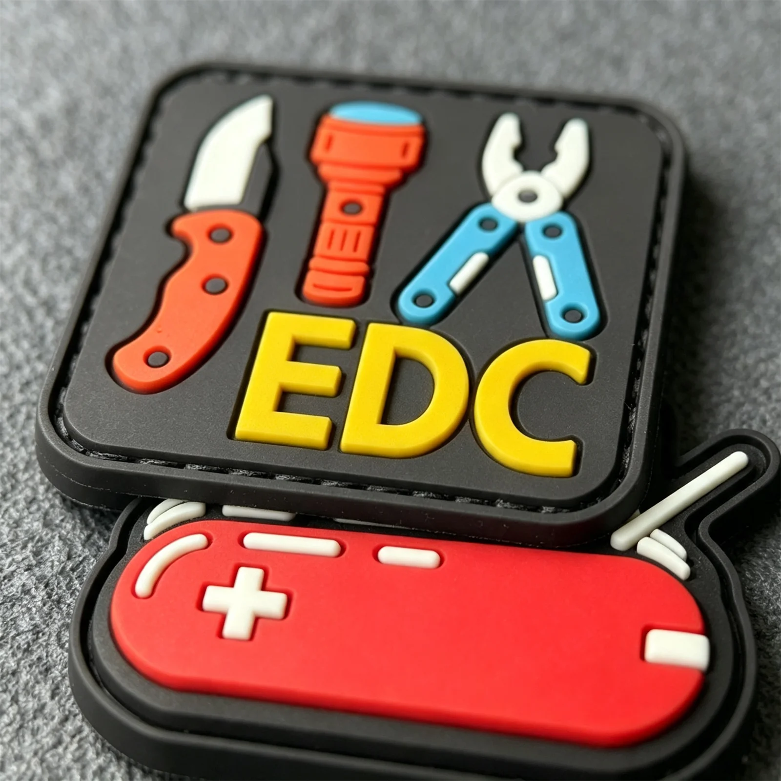 Parche táctico 3D de PVC con velcro para mochilas y chalecos - imagen 4
