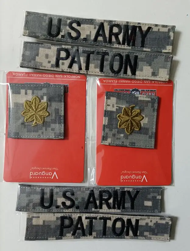 Insignia y parche en estilo camuflaje