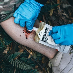 Gasa comprimida RHINO RESCUE plegado en Z para IFAK