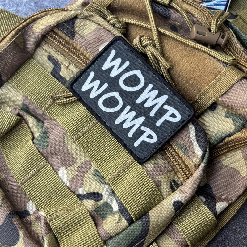 Parche WOMP WOMP con diseño impreso