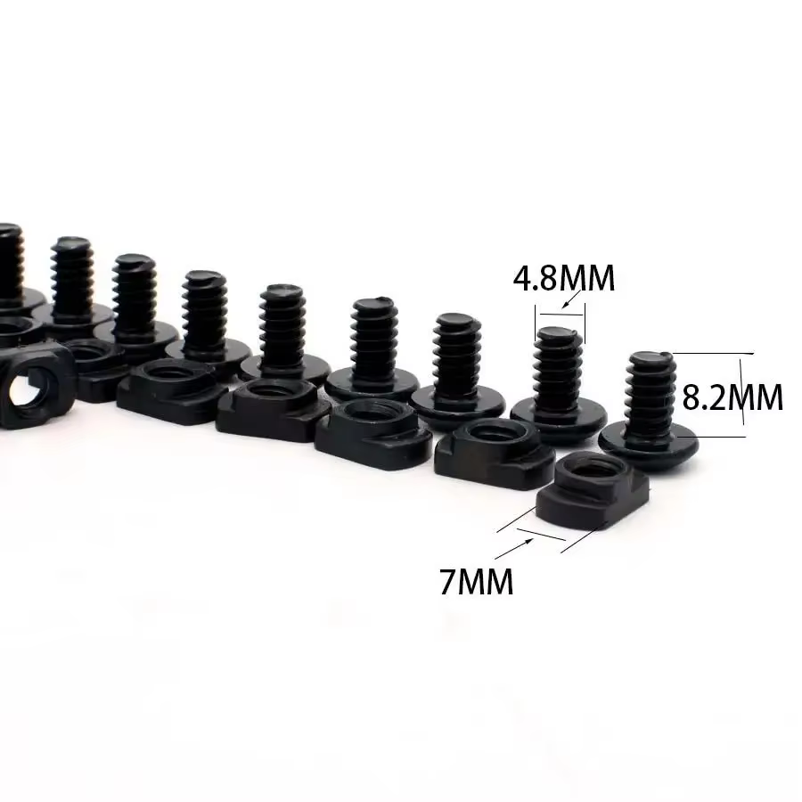 Kit tornillos y tuercas repuesto M-Lok con llave de instalación - imagen 3