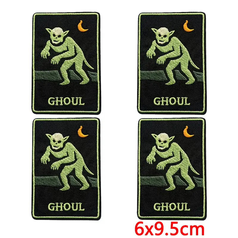 Parches termoadhesivos bordados monstruos Ghoul Kodama para ropa