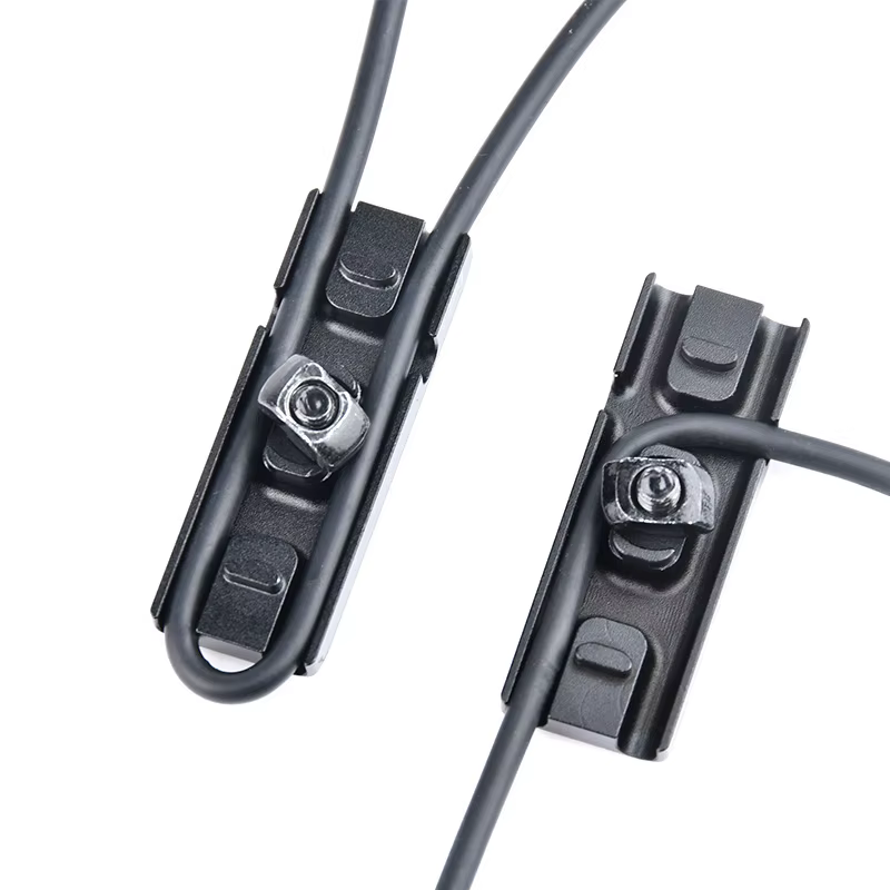 Guía cable M-LOK KeyMod - Accesorio aluminio CNC táctico
