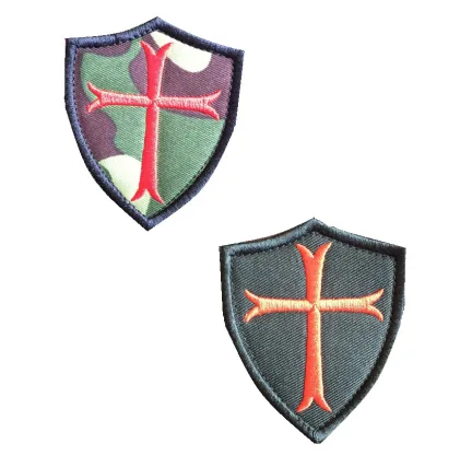 Parche táctico bordado escudo Cruz Católica de Santiago, velcro - imagen 3