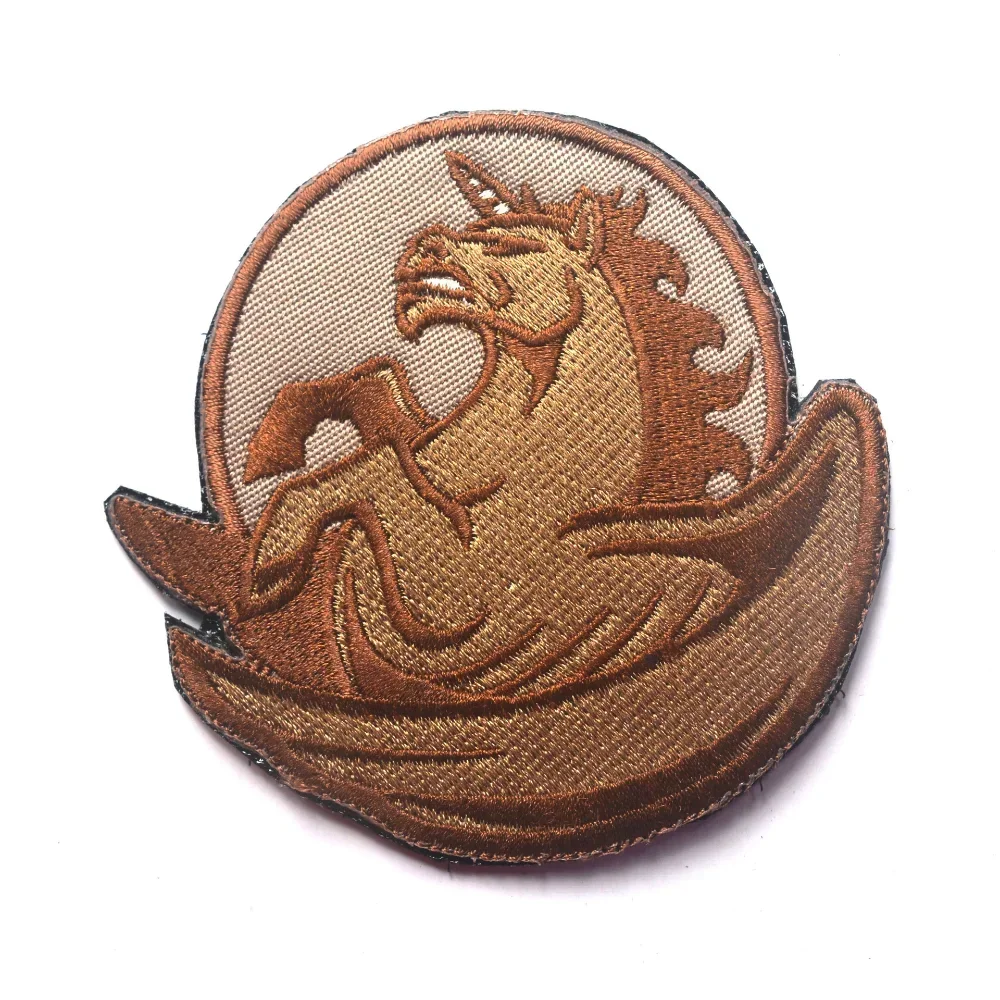 Parche bordado unicornio Pegaso – Brazalete morale velcro - imagen 2