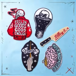Parches termoadhesivos punk terror bordados corazón calavera llamas