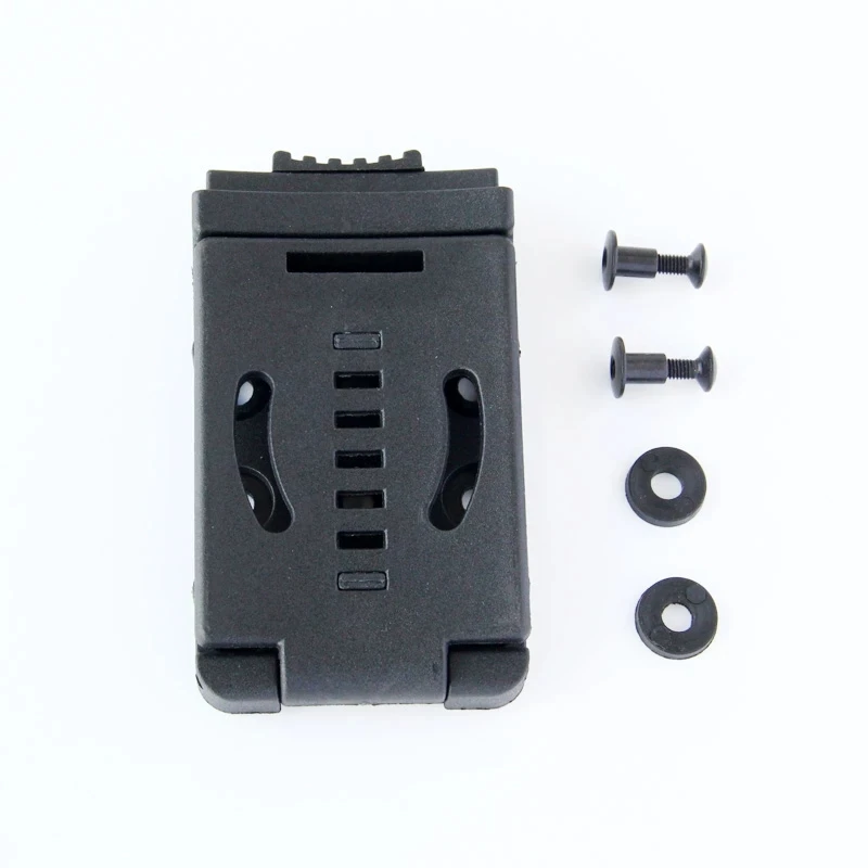 Abrazadera y funda para cuchillo