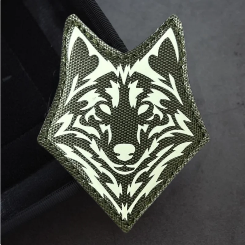 Parche táctico luminoso zorro para velcro en chaleco y gorra - imagen 5