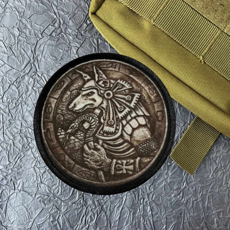 Parche táctico Anubis egipcio – Cierre velcro para MOLLE - imagen 4