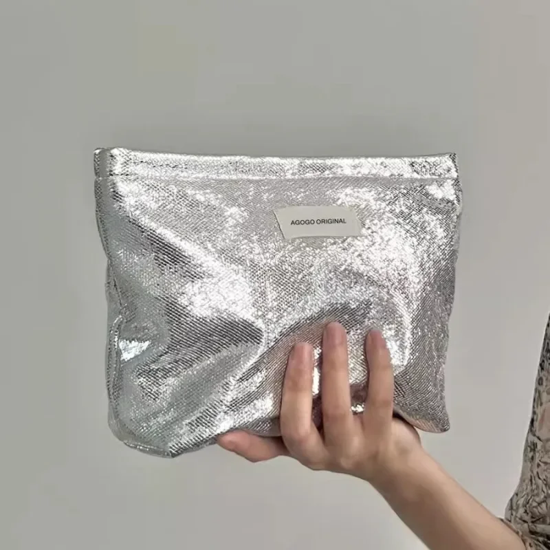 Bolsa de aseo gran capacidad para cosméticos y utensilios - imagen 4