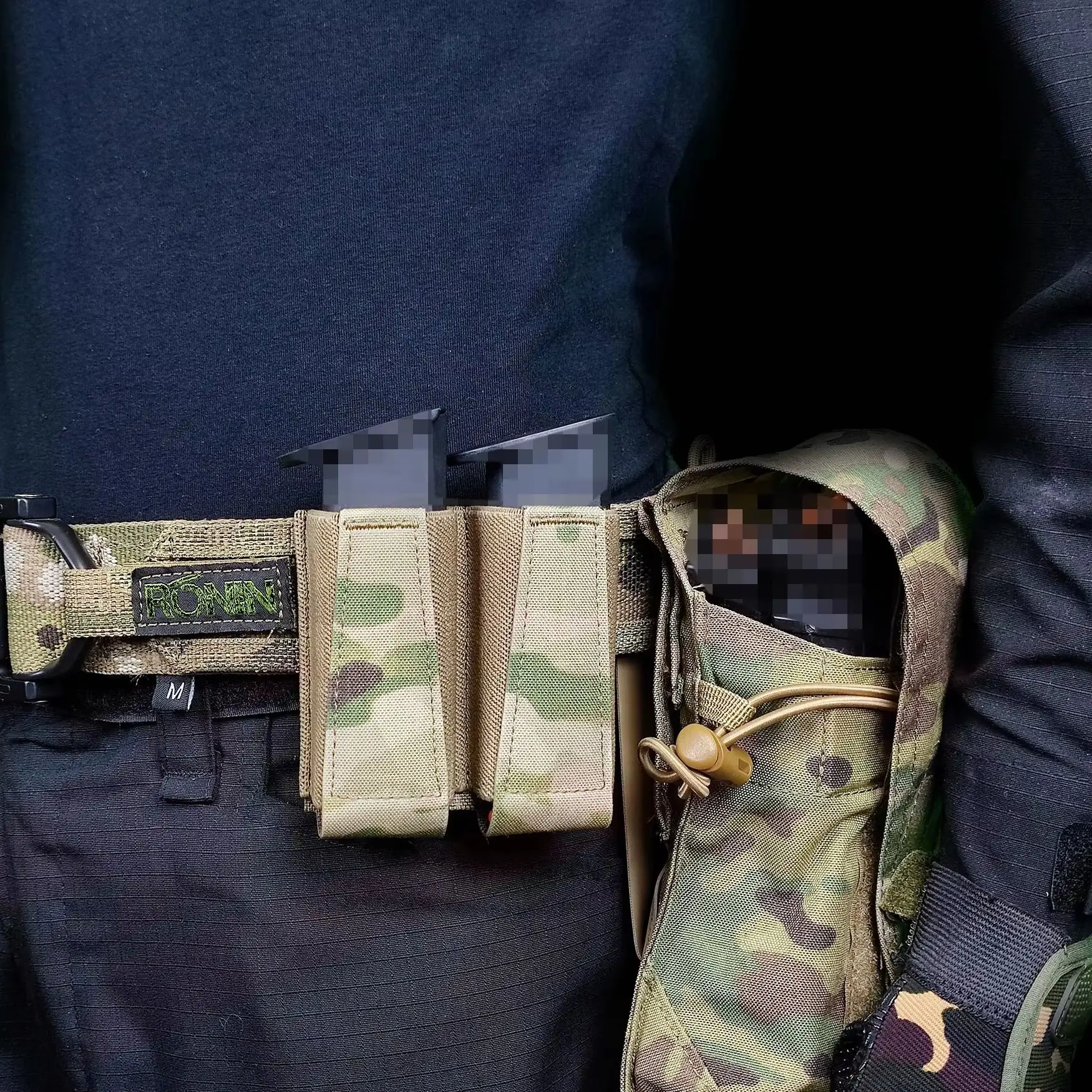 Bolsa táctica Molle doble elástica para cargadores 9mm estilo GBRS - imagen 2