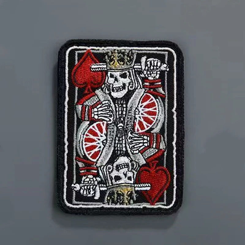 Parche bordado táctico Carolus Magnus corazones calavera - imagen 2