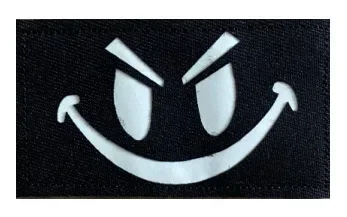 Parche reflectante cara sonriente velcro trasero para mochila - imagen 3