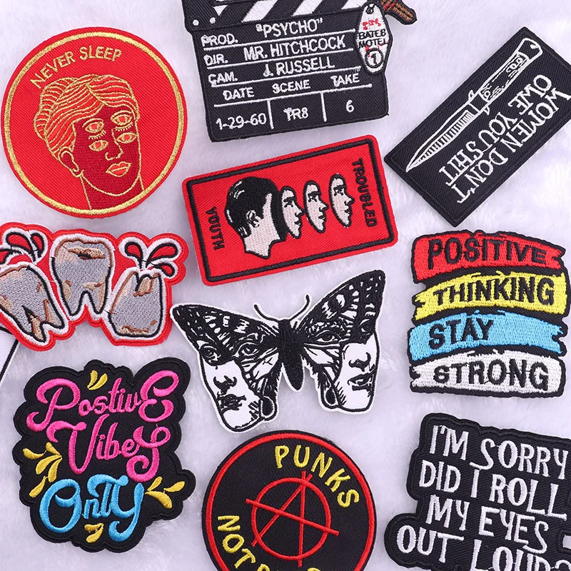 Parche punk rojo termoadhesivo – Para chaqueta o chaleco táctico - imagen 5