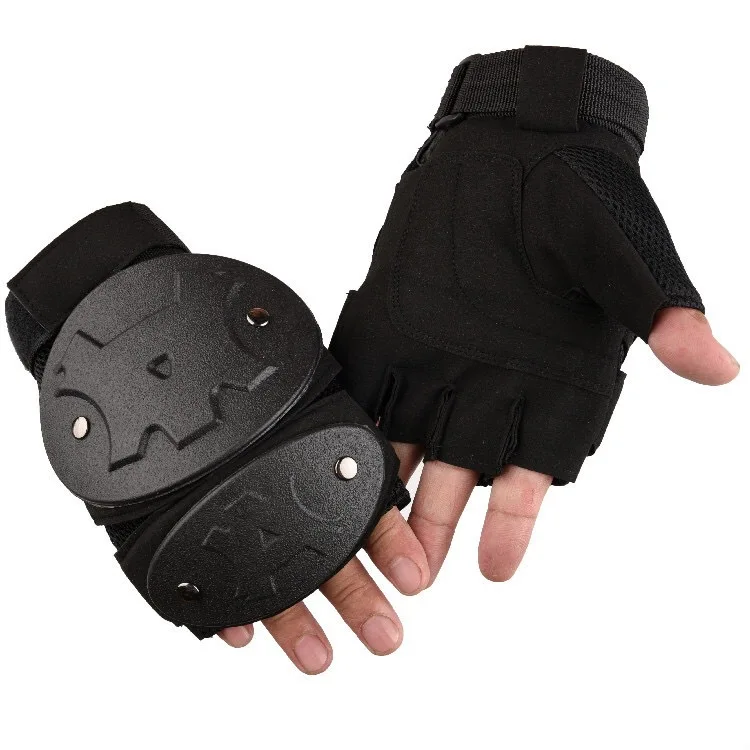 Vista de los guantes en uso y protección