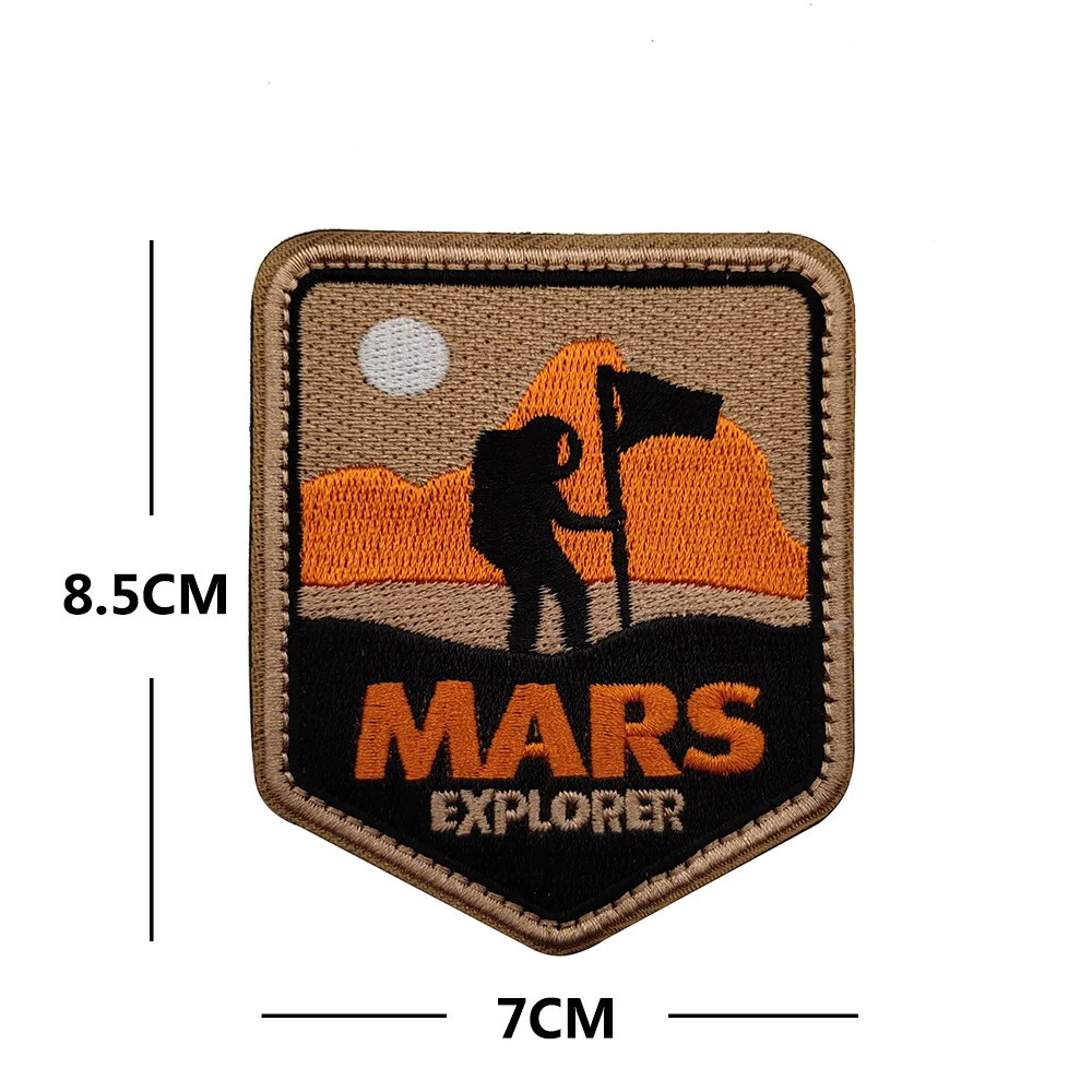 Parche bordado brújula para acampar - insignia táctica luminosa PVC - imagen 2