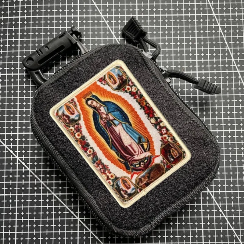 Parche táctico Nuestra Señora de Guadalupe, gancho y bucle - imagen 2