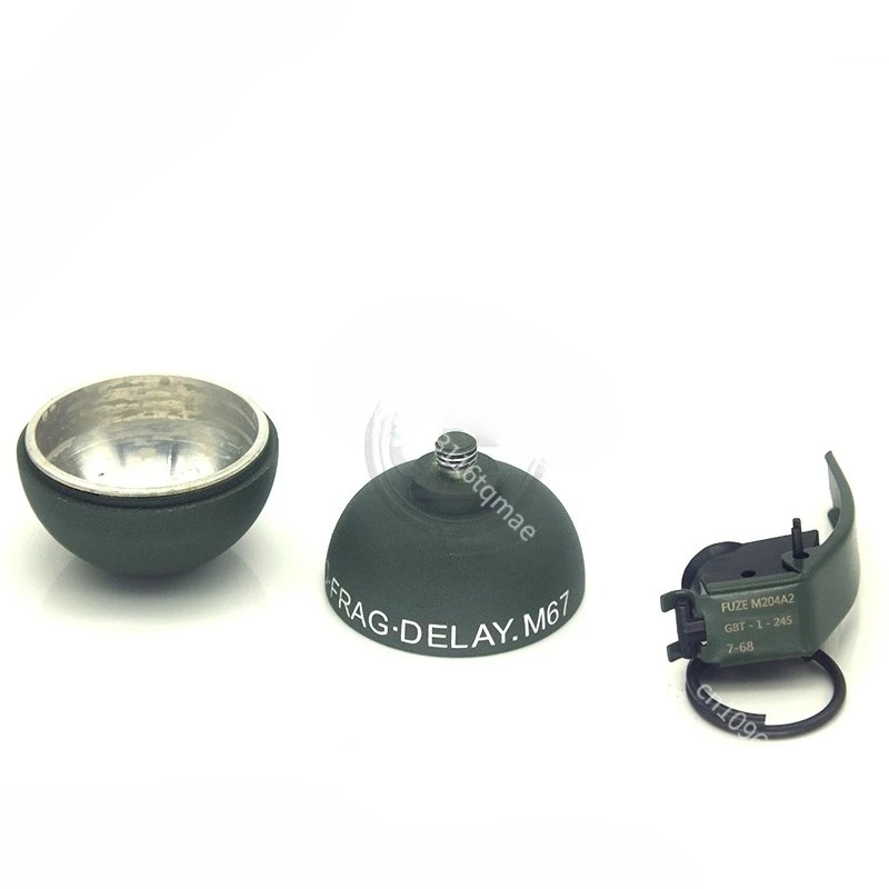 Réplica M67 verde militar de metal para cine y colección - imagen 5