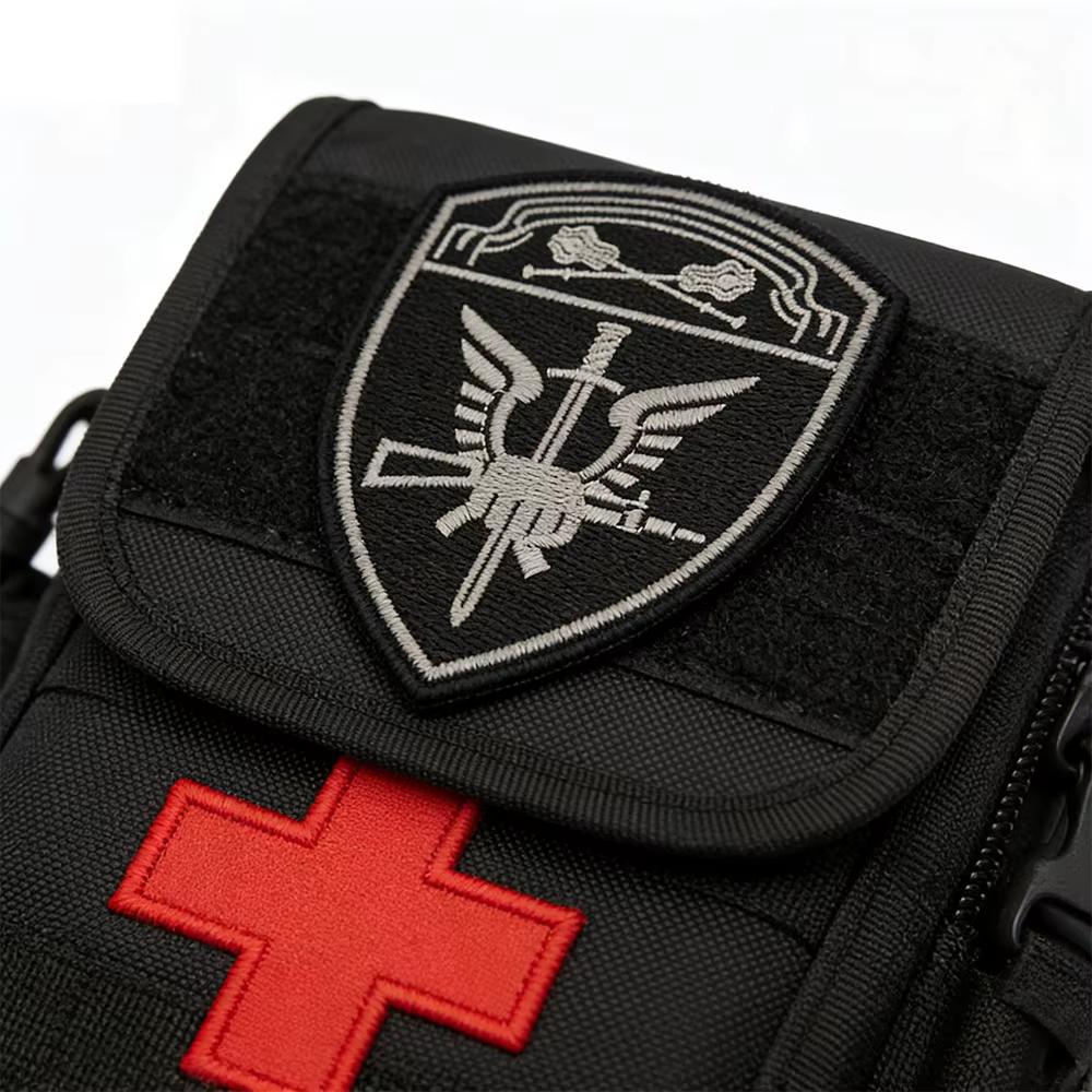 Uso del parche en chaleco y mochila