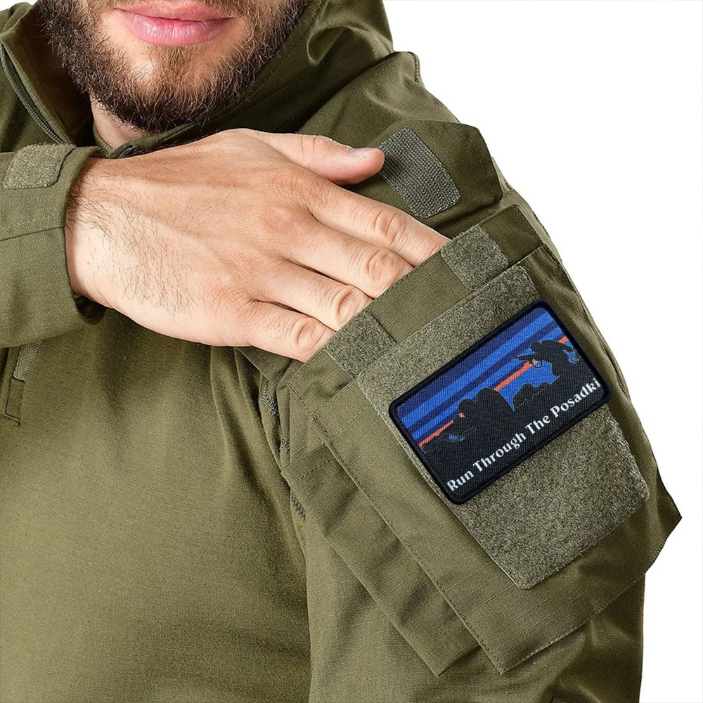 Parche táctico listo para integrarse en chaquetas, mochilas o chalecos