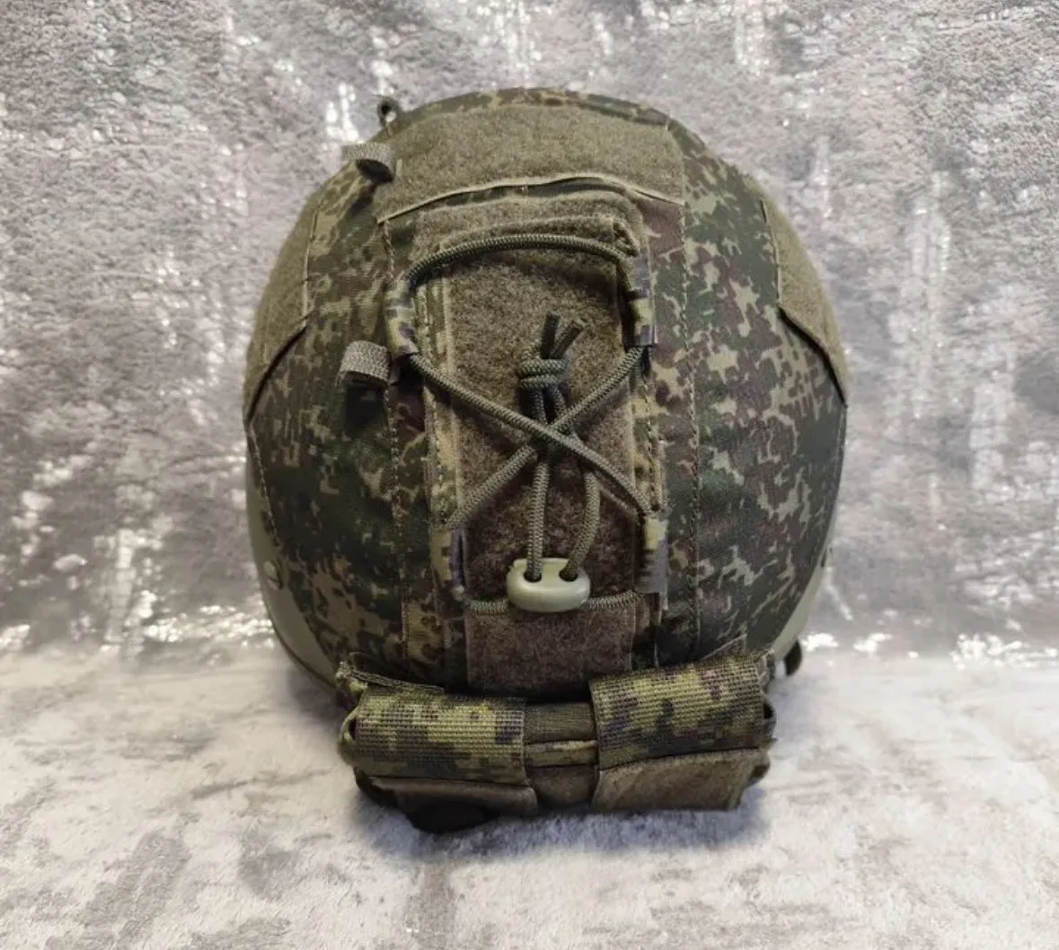 Casco táctico TOR ruso original con funda camuflaje EMR exterior