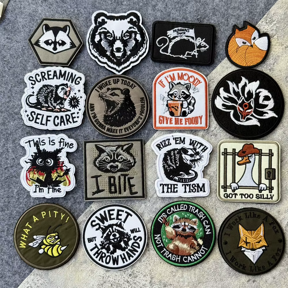 Parche táctico bordado para brazalete militar oposum y mapache