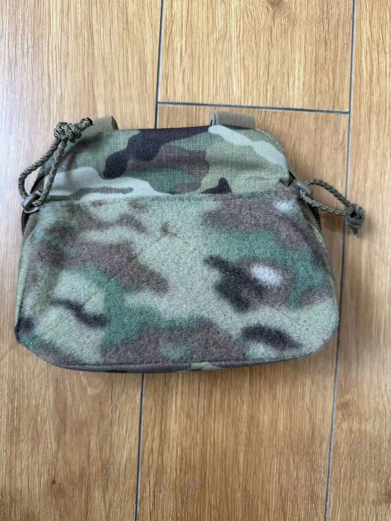 Chaleco táctico outdoor con bolsillo multiusos para objetos - imagen 4