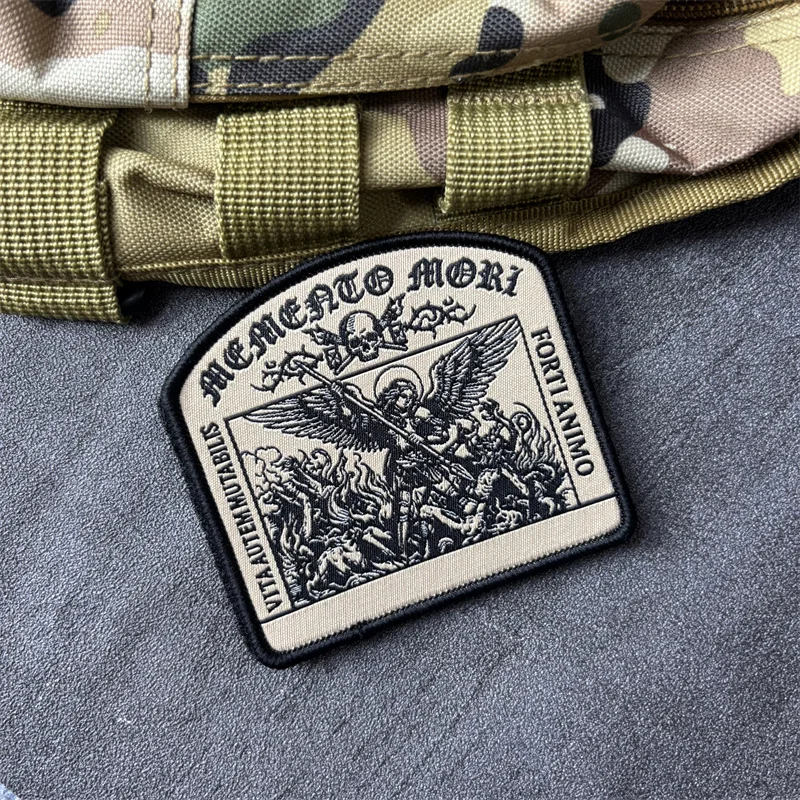 Parche táctico militar Arcángel Miguel – insignia moral con velcro - imagen 3