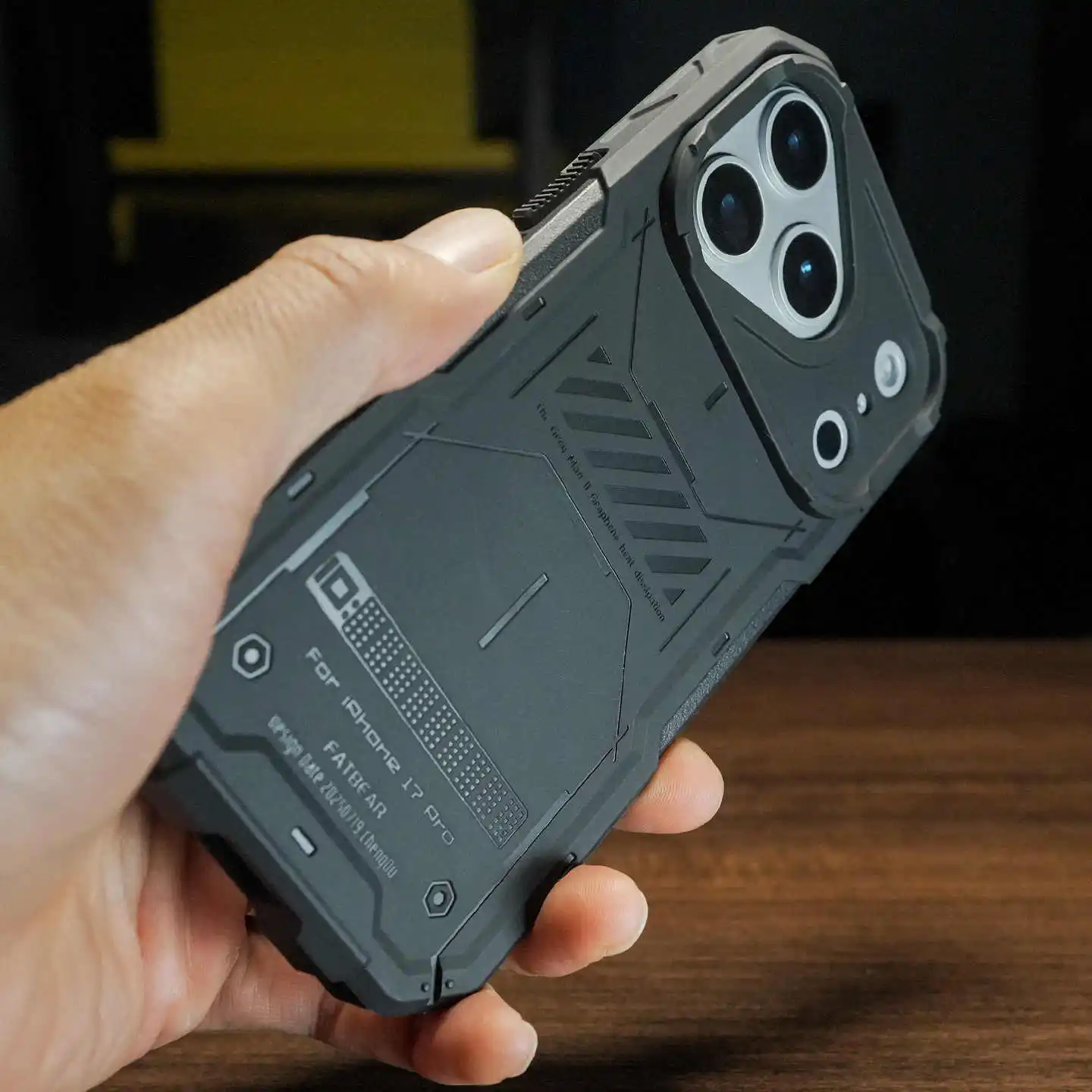 Funda protectora anticaídas con disipación de calor para móvil - imagen 5
