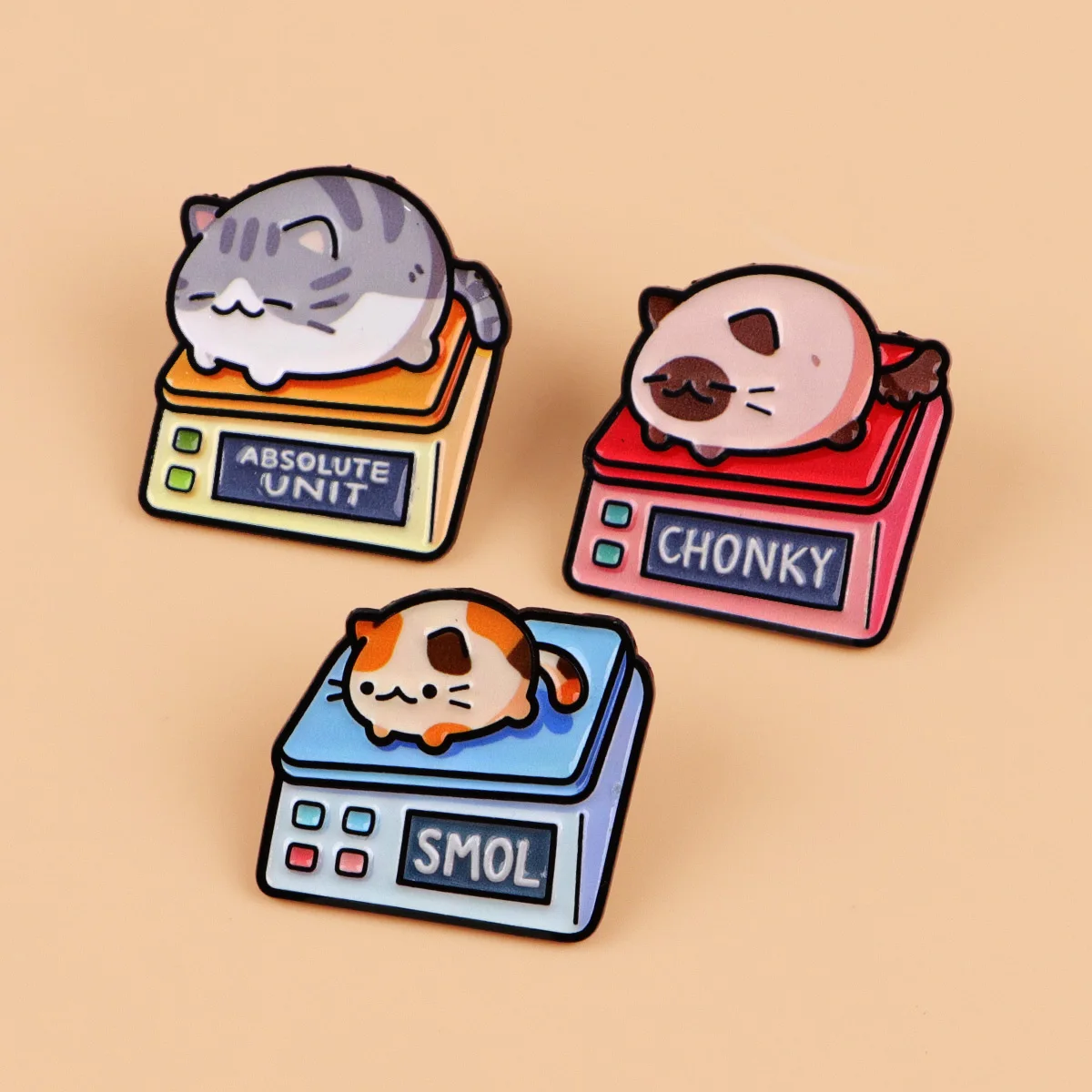 Pin esmaltado gato para solapa – Broche metálico decorativo - imagen 3