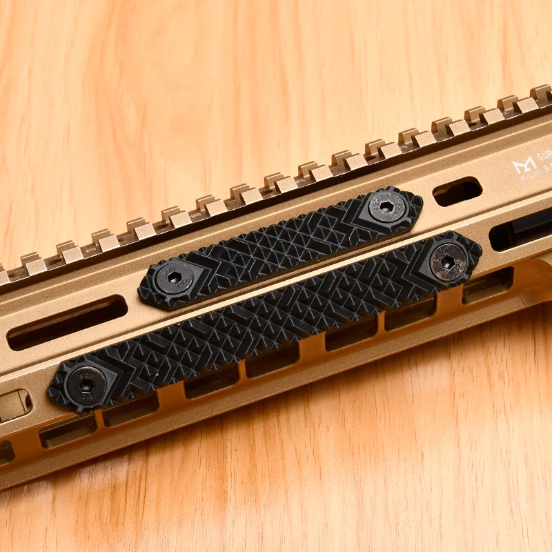 Cubierta protectora táctica M-LOK para riel KeyMod - imagen 2