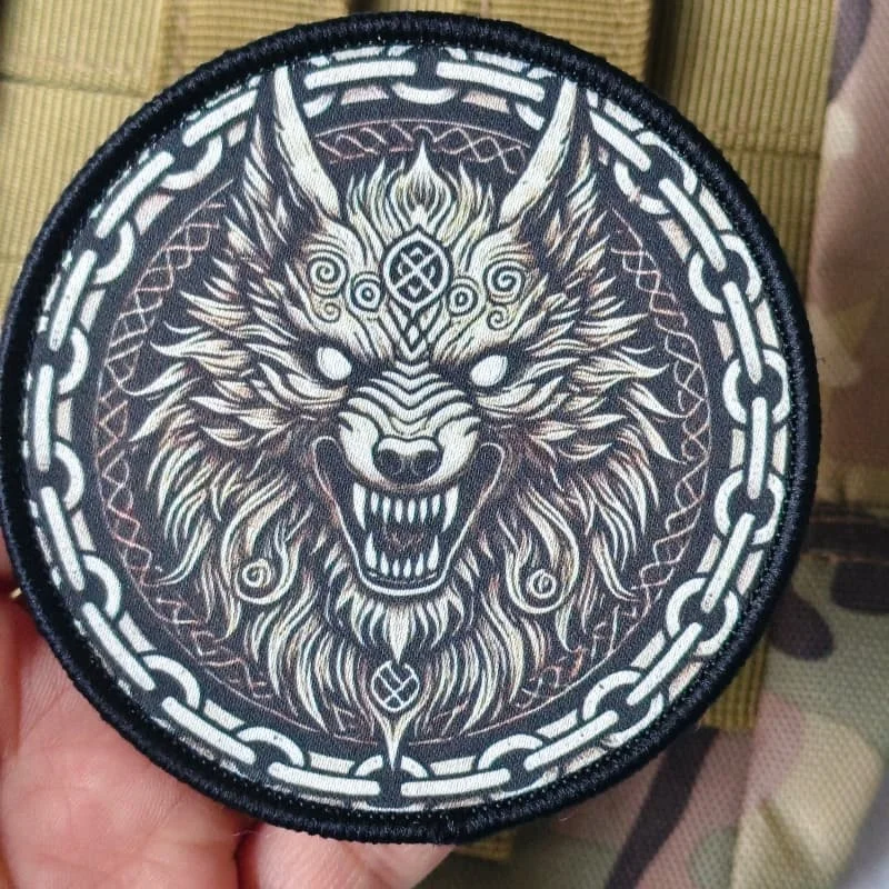 Parche táctico lobo tótem para chaleco mochila, gancho y bucle - imagen 3