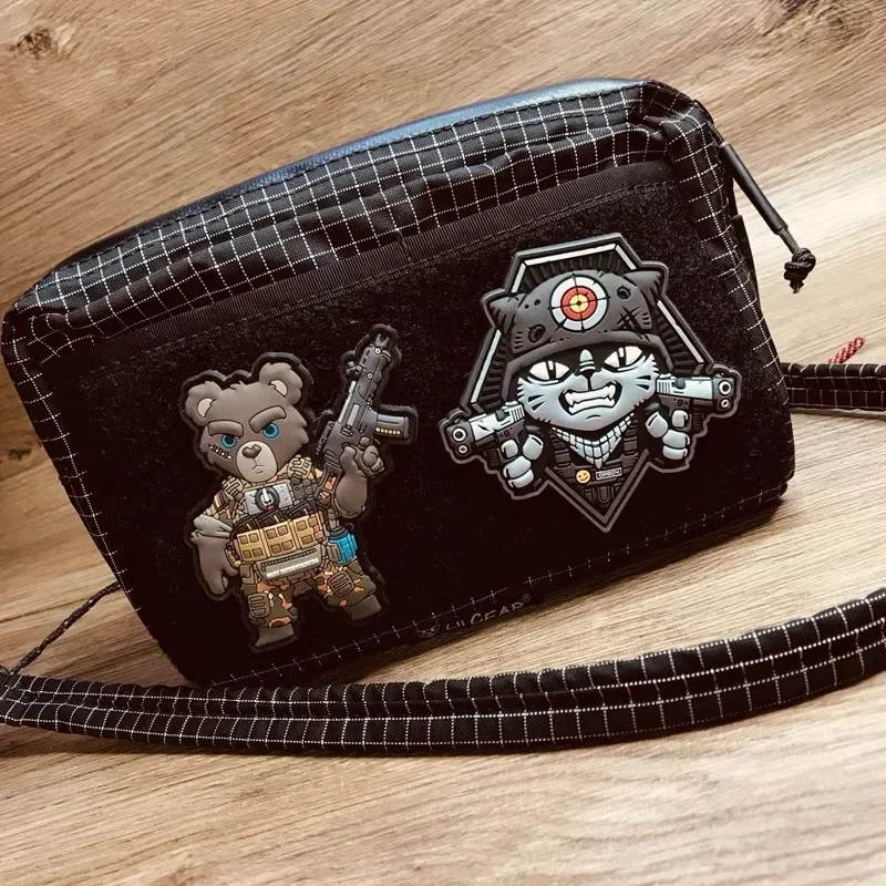Parche táctico detalle de material