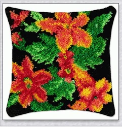 Kit de ganchillo Smyrna para cojín con diseño floral