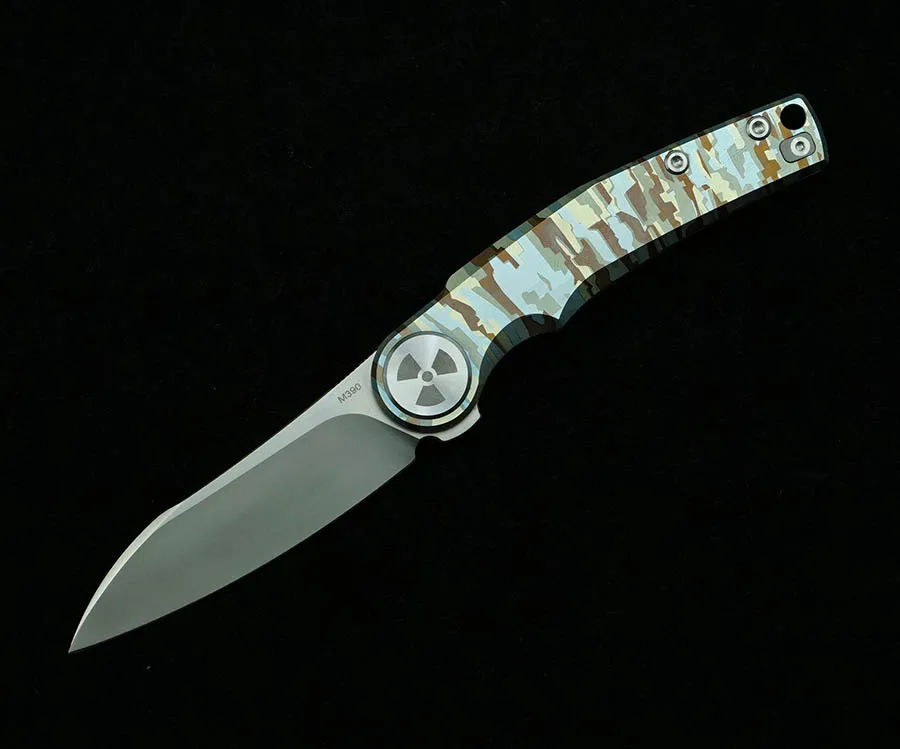 Mango de aleación de titanio con textura CNC